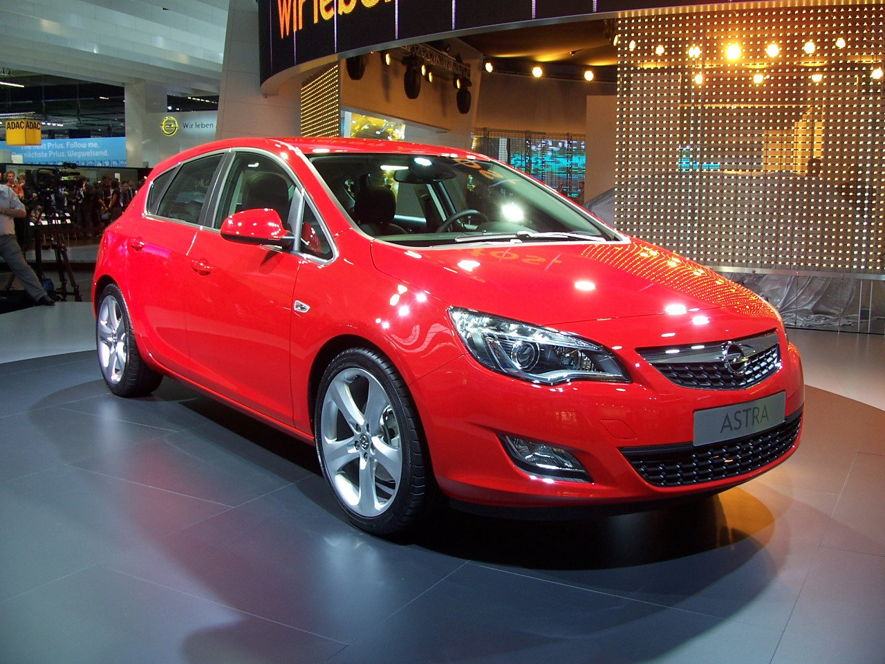 Frankfurt Opel apresenta